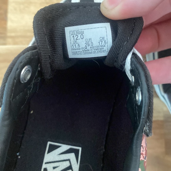 Girls Vans-Missy with Flowers and Checks - Picture 8 of 8